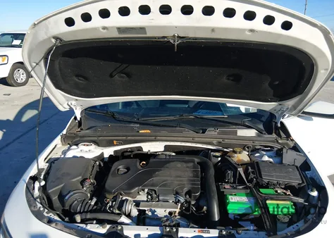 2017 Chevrolet Malibu 1Lt из США, поврежденный, VIN 1G1ZE5ST8HF215785